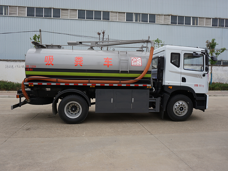 中潔牌XZL5183GXE6型吸糞車(chē)